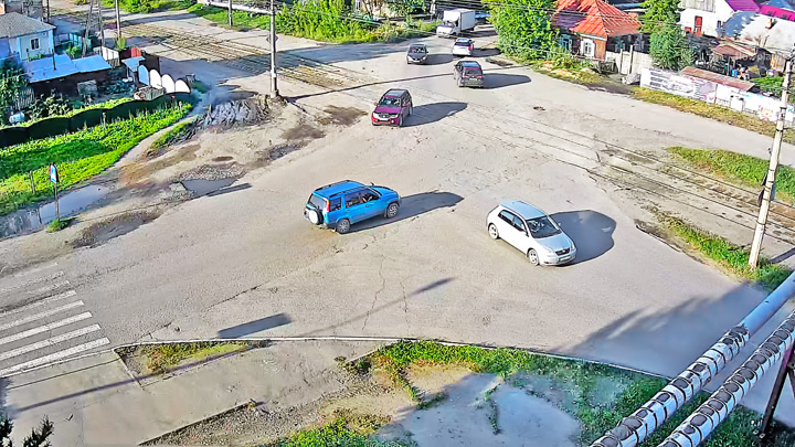 Онлайн веб-камера на перекрёстке Ударная/Мартьянова, Бийск